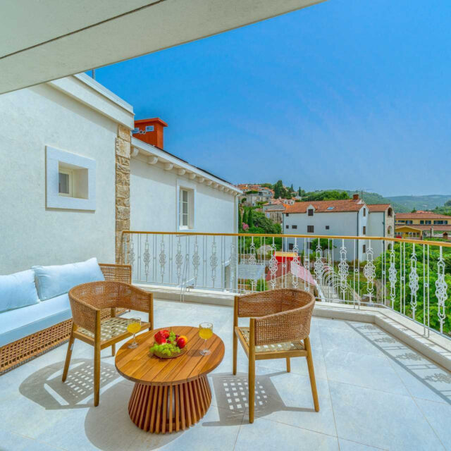 Suite with Private Terrace